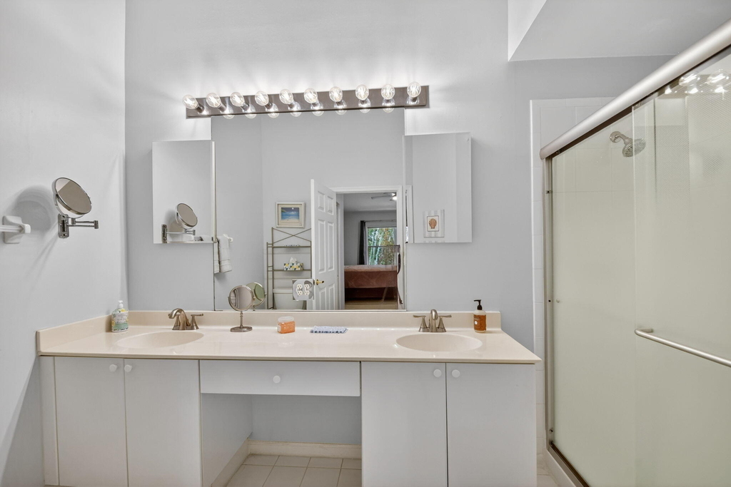 7910 Laina Lane - Photo 30