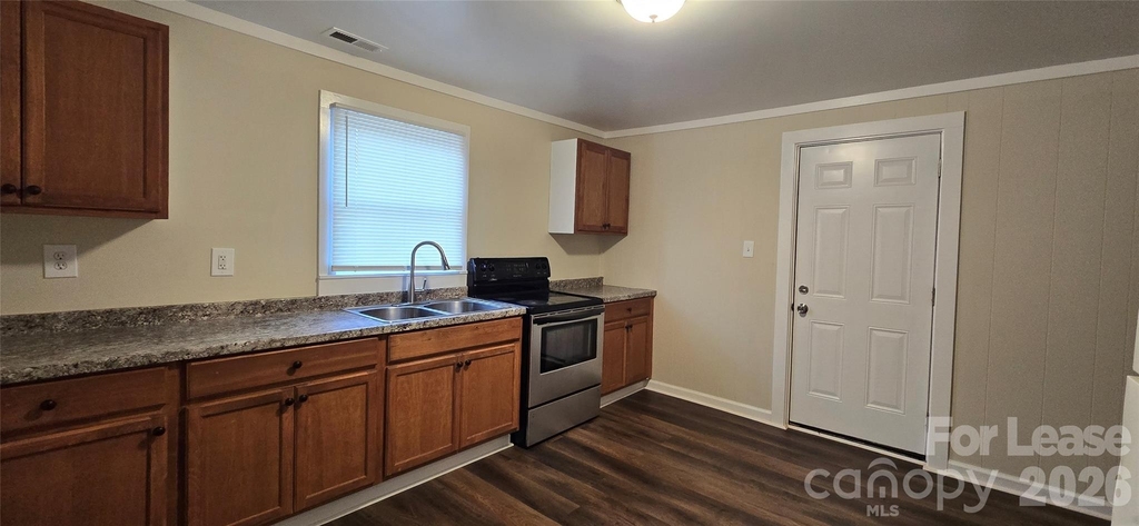 730 Taylor Street - Photo 4