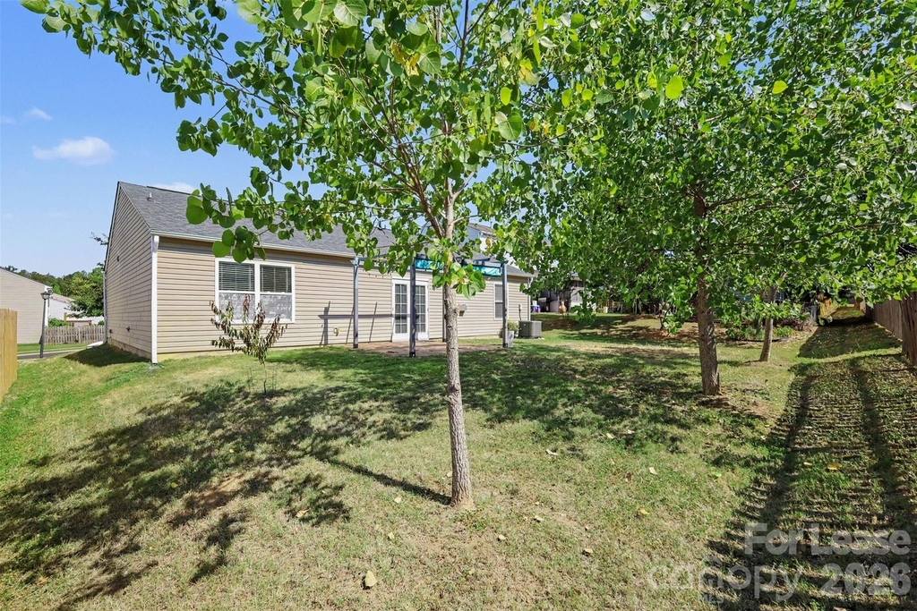 1820 Meadow Crossing Drive - Photo 22