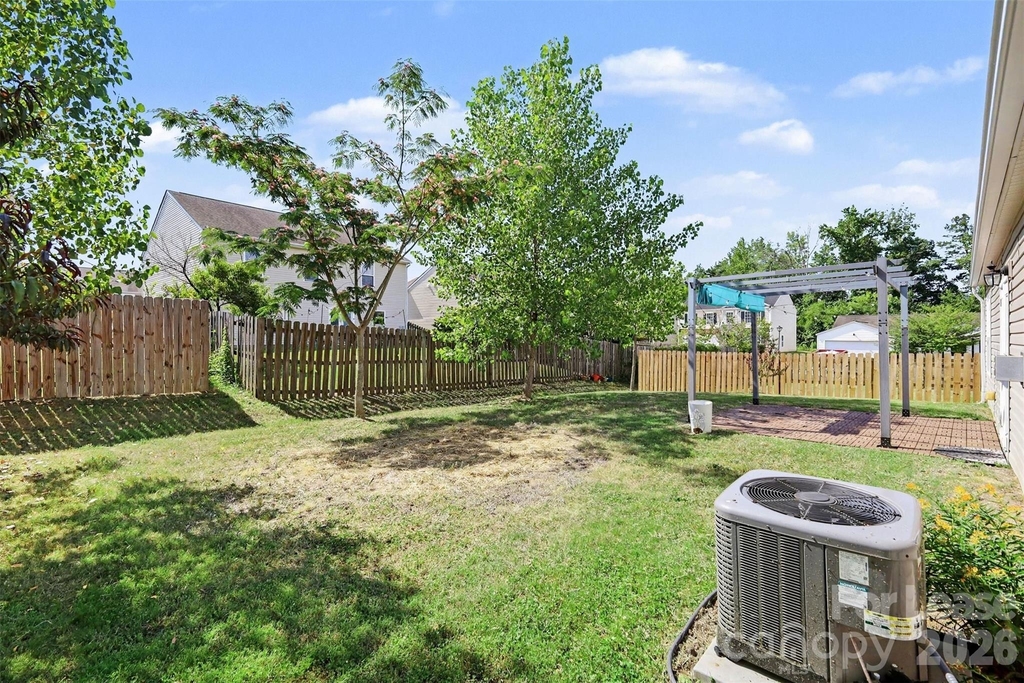 1820 Meadow Crossing Drive - Photo 21