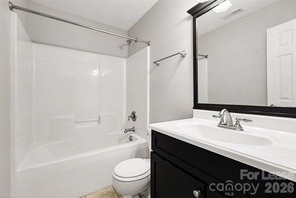 1820 Meadow Crossing Drive - Photo 18