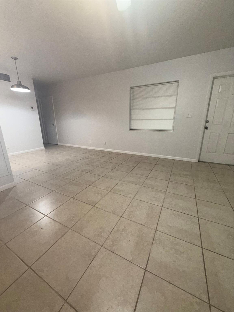 2017 Ne 18th Street - Photo 6