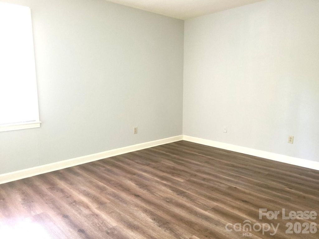 2141 Selwyn Avenue - Photo 7