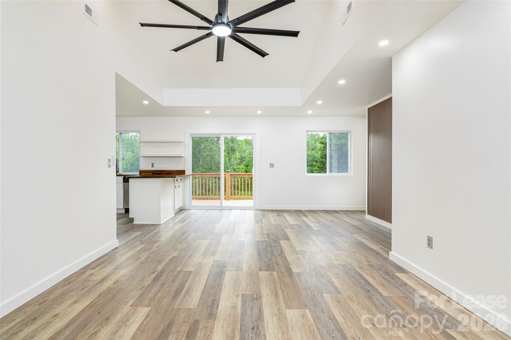 286 Berkeley Road - Photo 5