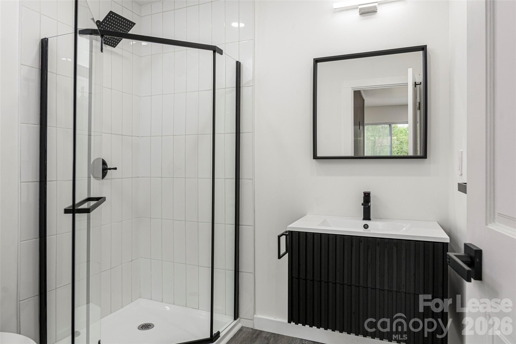 286 Berkeley Road - Photo 8