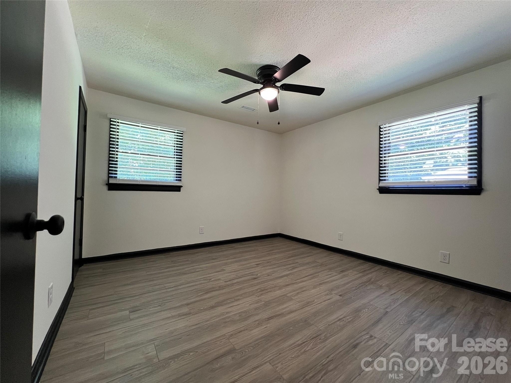 1214 Northwoods Drive - Photo 4