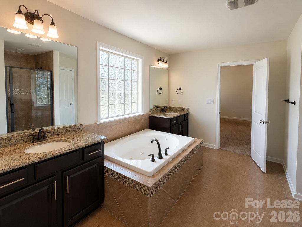 2572 Shoal Park Road - Photo 18