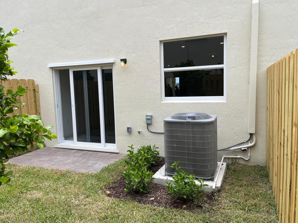2624 Se 25th - Photo 17
