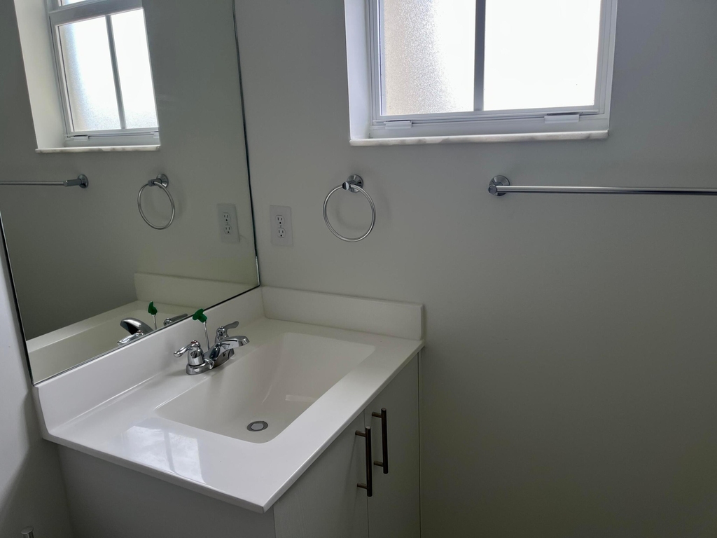 2624 Se 25th - Photo 32