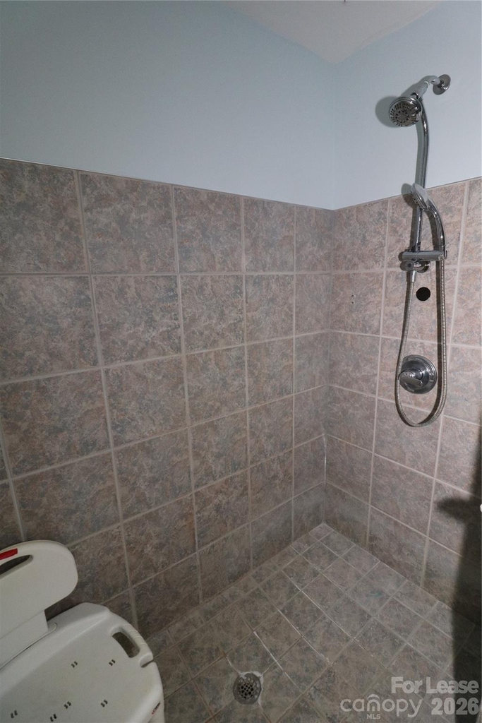 4589 Giles Avenue - Photo 27