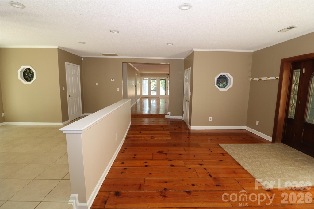 4589 Giles Avenue - Photo 16