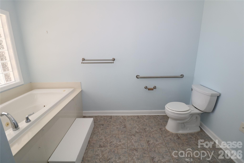 4589 Giles Avenue - Photo 28