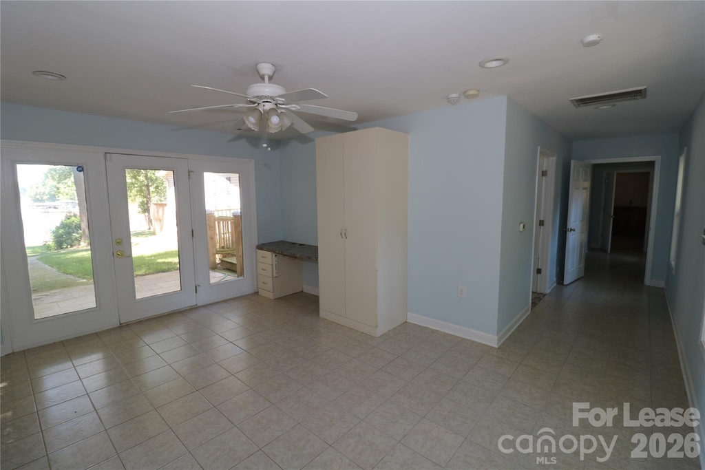 4589 Giles Avenue - Photo 29