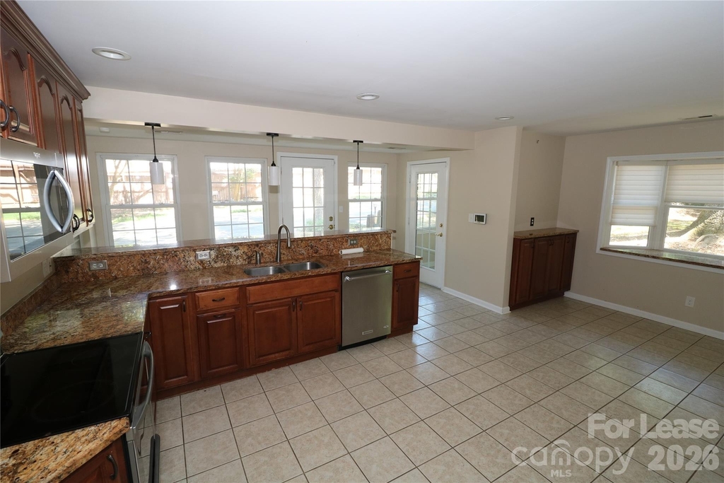 4589 Giles Avenue - Photo 11