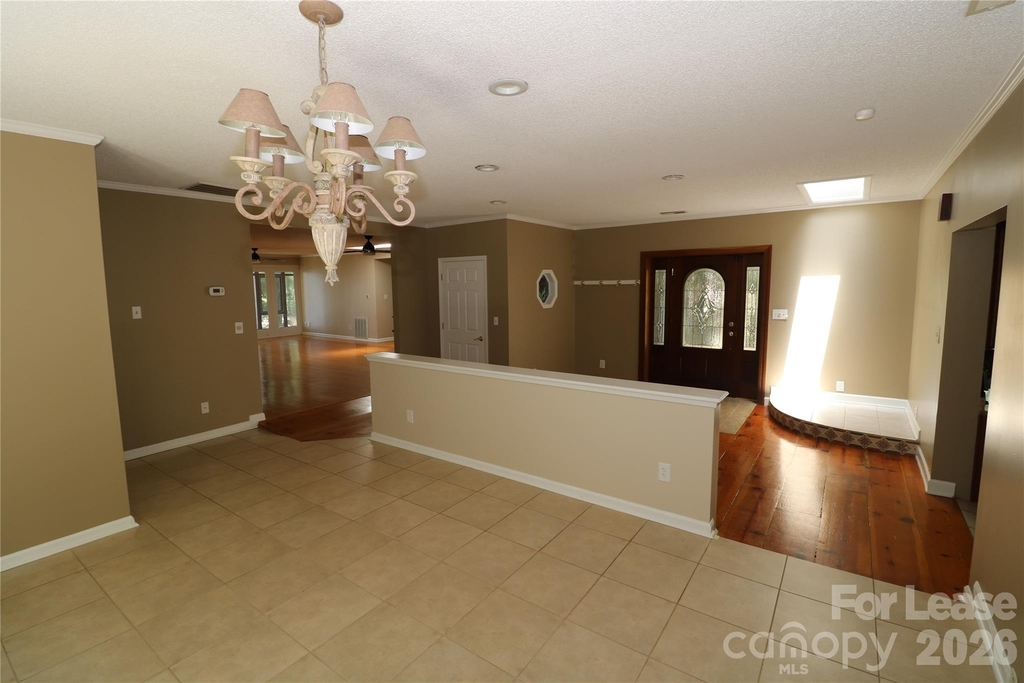 4589 Giles Avenue - Photo 17