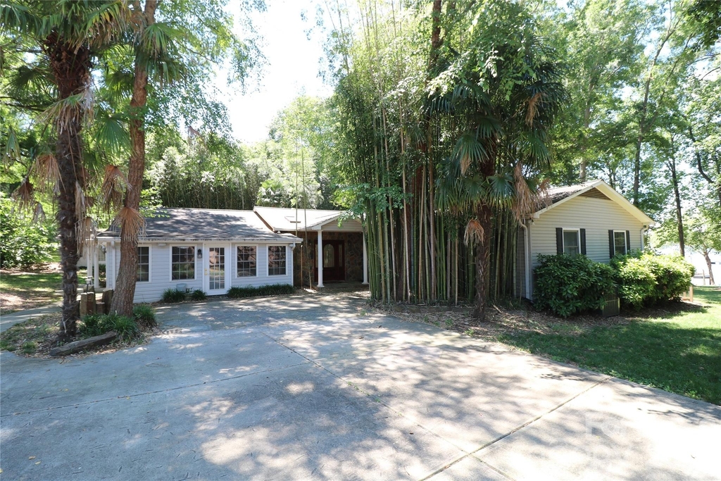 4589 Giles Avenue - Photo 7