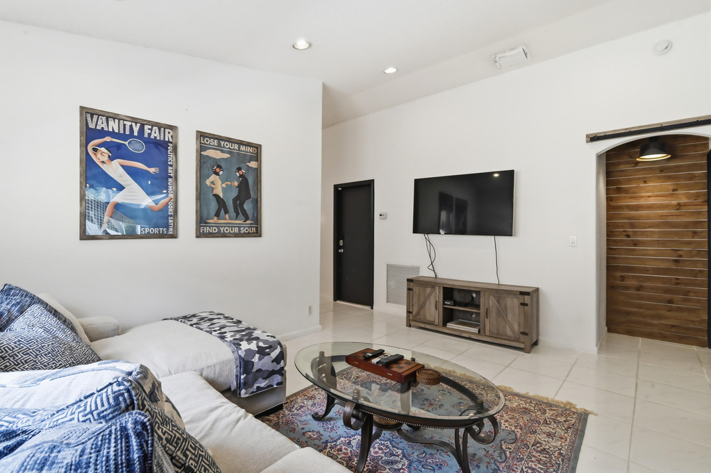 5690 Green Island Drive - Photo 8