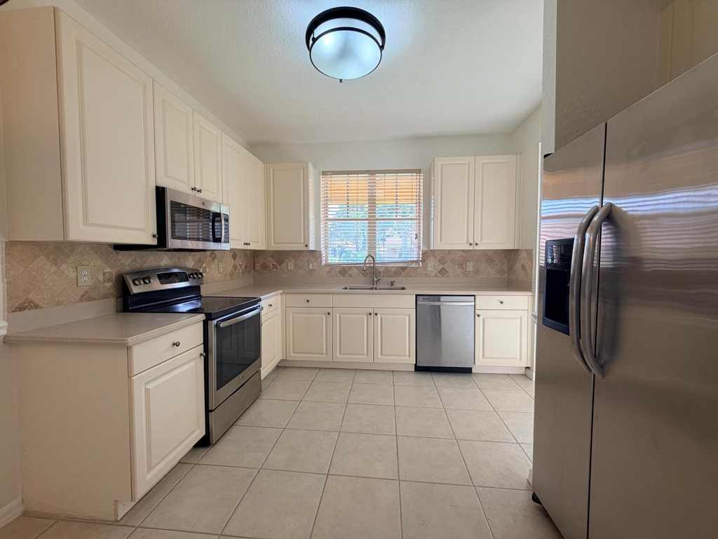 5772 Nw 119th Drive - Photo 12