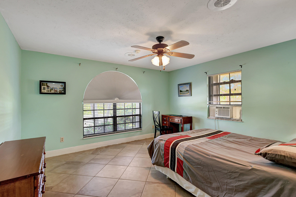 137 Queens Road - Photo 20