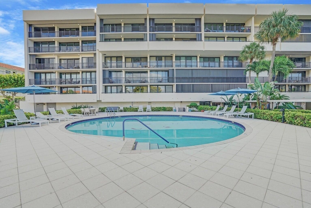 2687 N Ocean Boulevard - Photo 45