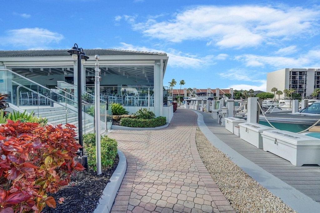 2687 N Ocean Boulevard - Photo 35