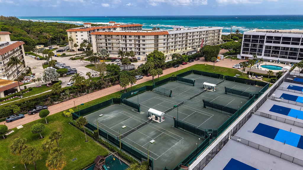2687 N Ocean Boulevard - Photo 54