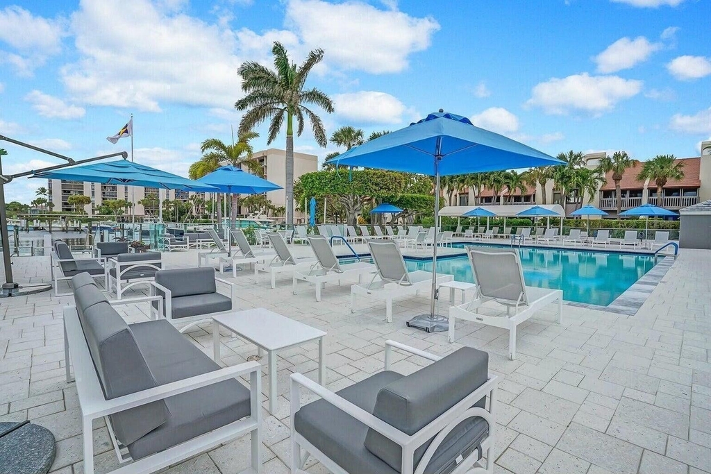 2687 N Ocean Boulevard - Photo 38