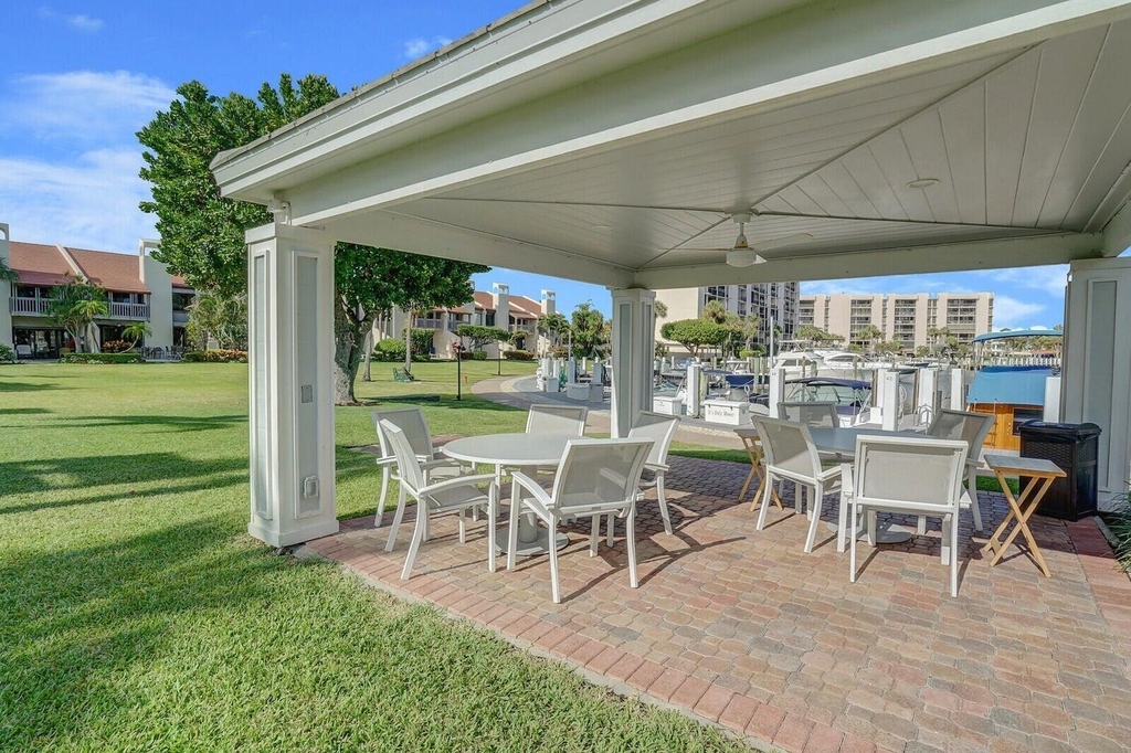 2687 N Ocean Boulevard - Photo 46