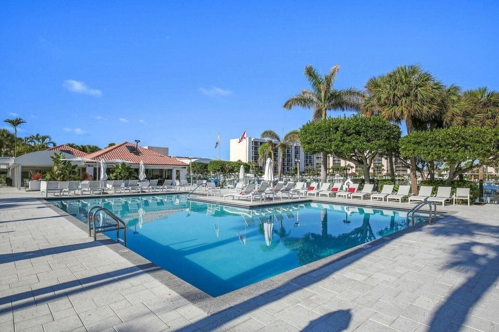 2687 N Ocean Boulevard - Photo 36