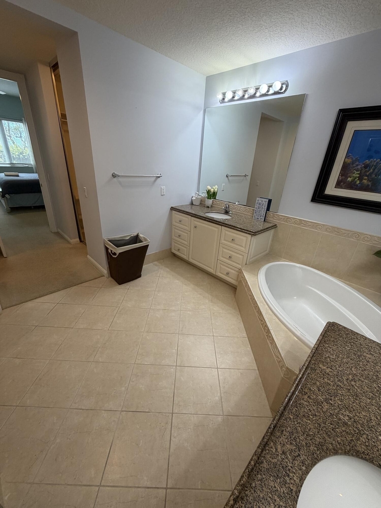 38 E Harbour Isle Dr Drive E - Photo 12