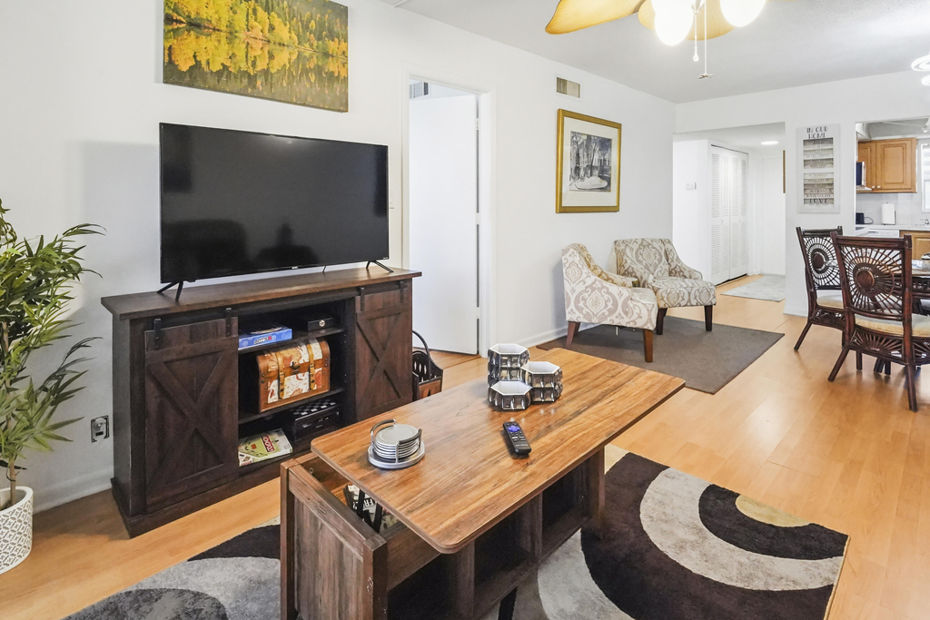 6650 Royal Palm Boulevard - Photo 4