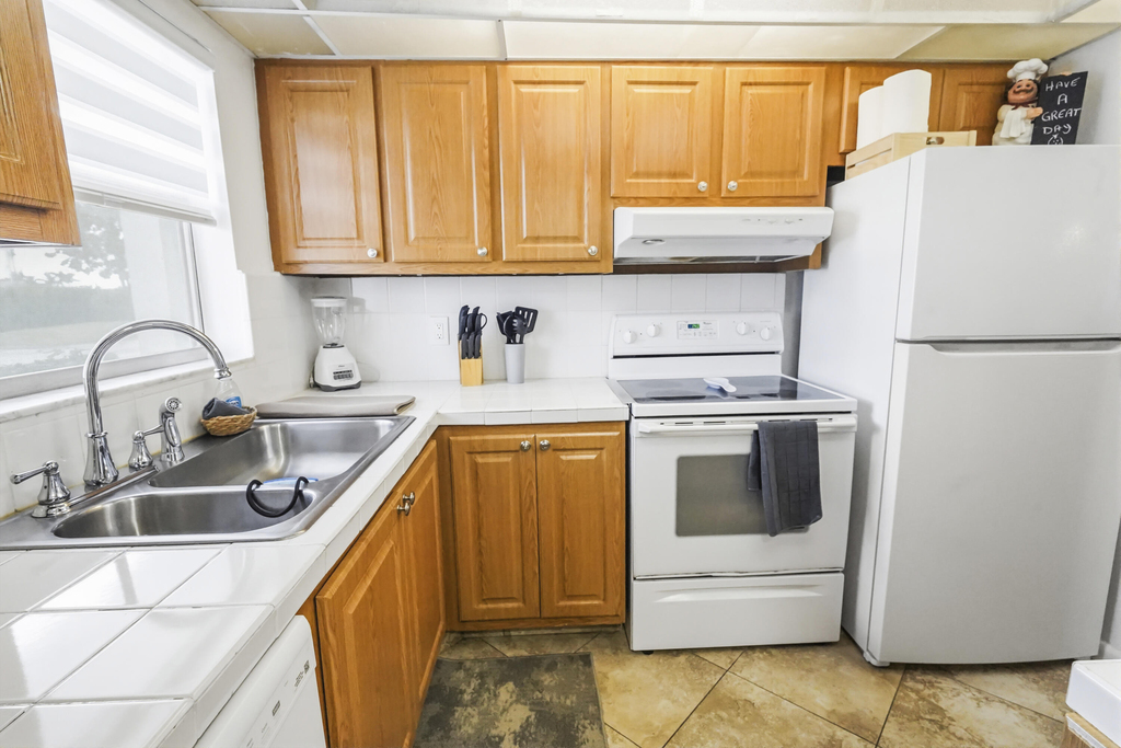 6650 Royal Palm Boulevard - Photo 22