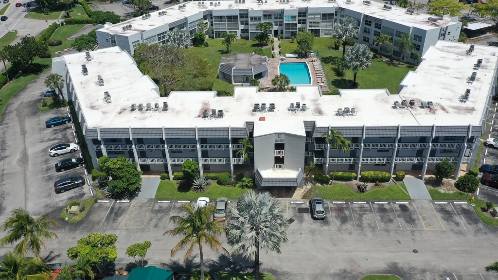 6650 Royal Palm Boulevard - Photo 35