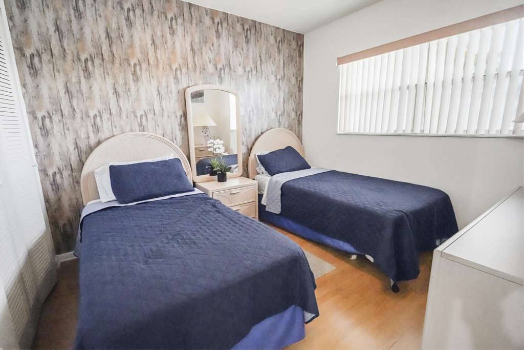 6650 Royal Palm Boulevard - Photo 19
