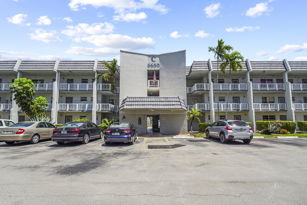 6650 Royal Palm Boulevard - Photo 28