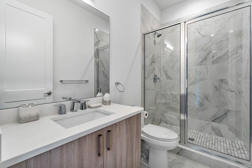 2211 Florida Boulevard - Photo 17