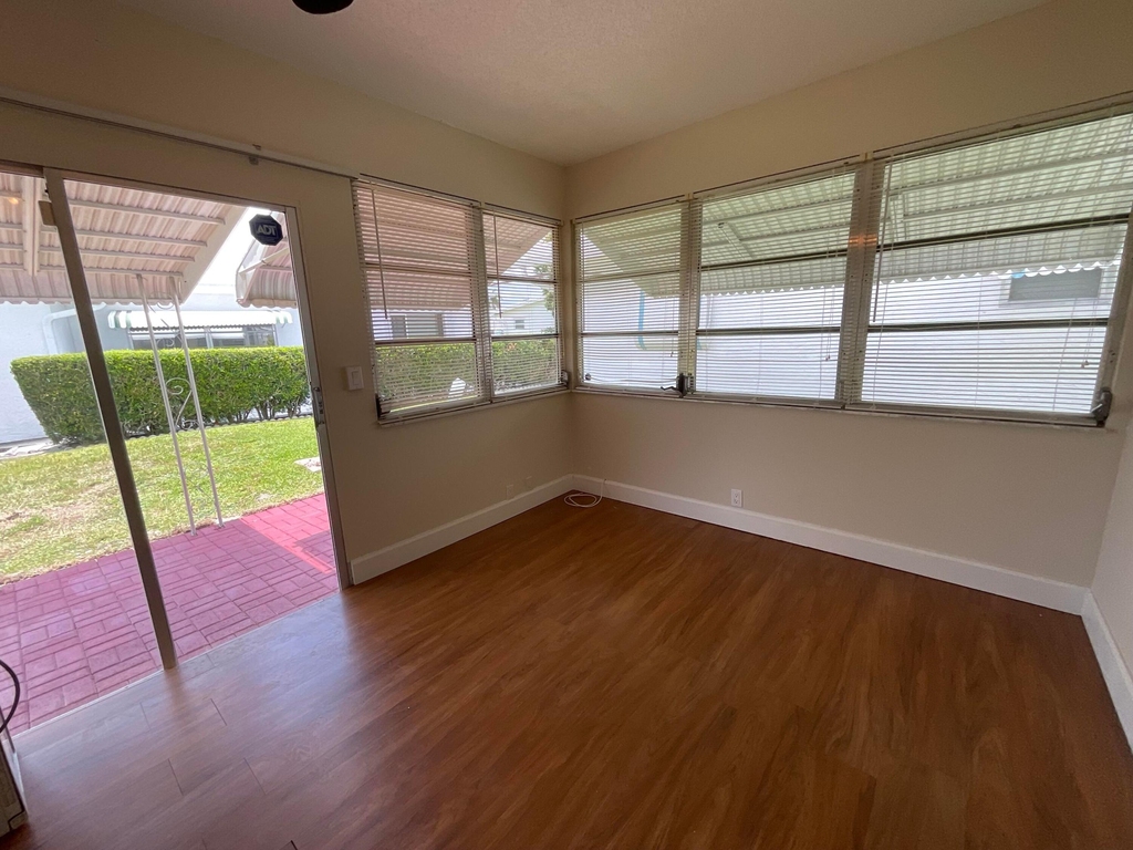 2016 Sw 16th Avenue - Photo 11
