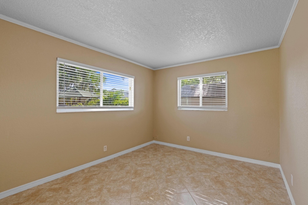 309 Ne 16th Street - Photo 8