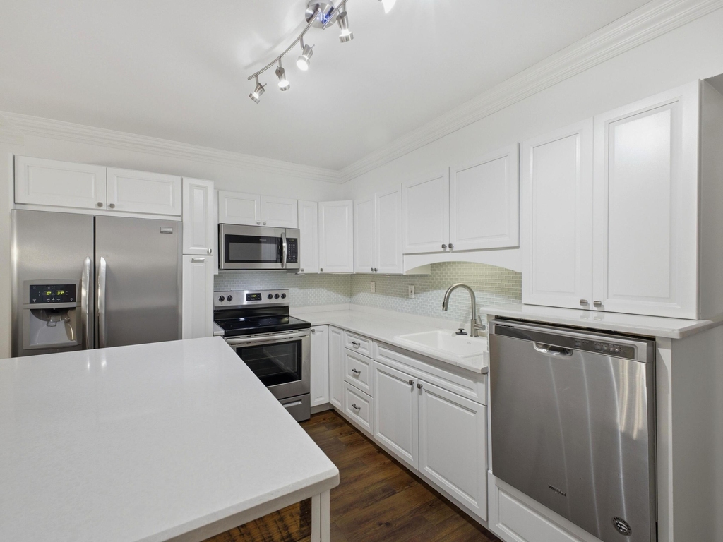 5120 Ne 22nd Avenue - Photo 11