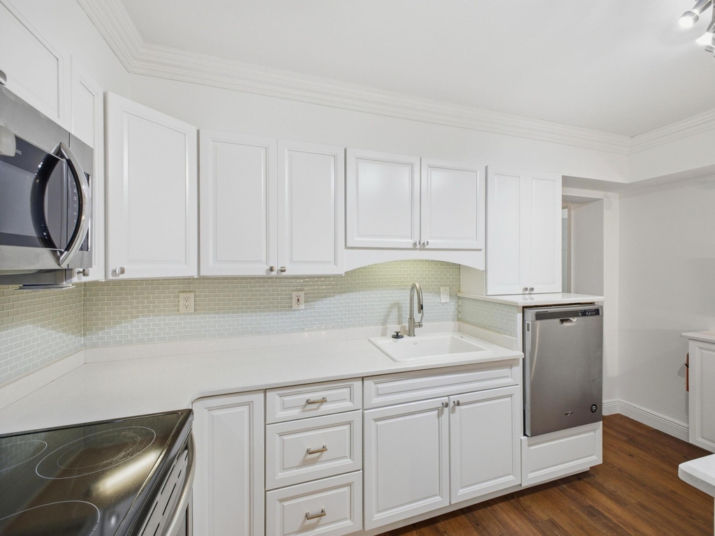 5120 Ne 22nd Avenue - Photo 9