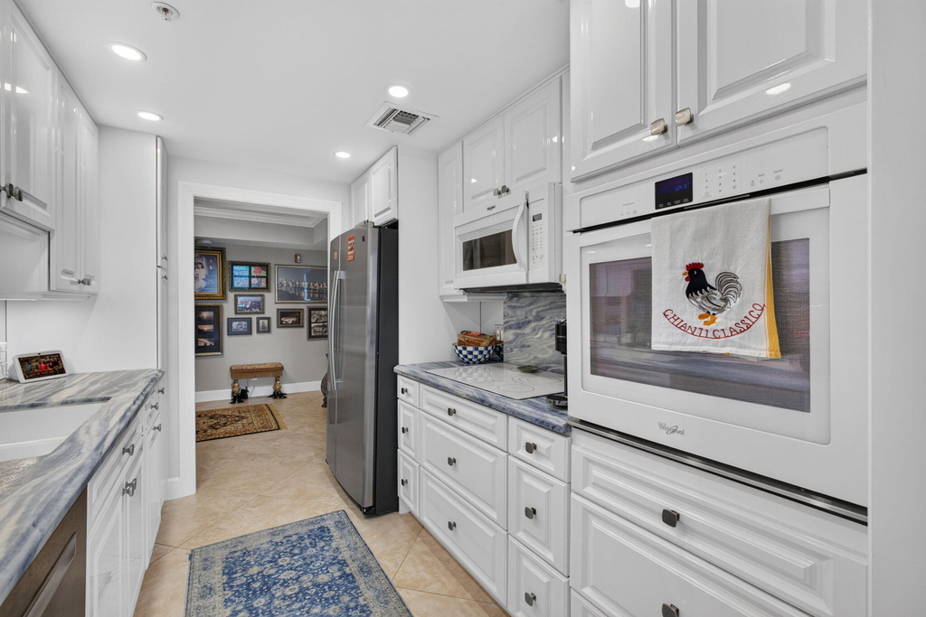 5280 N Ocean Drive - Photo 7