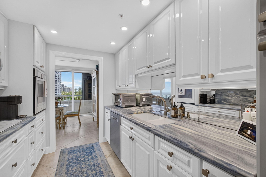 5280 N Ocean Drive - Photo 5
