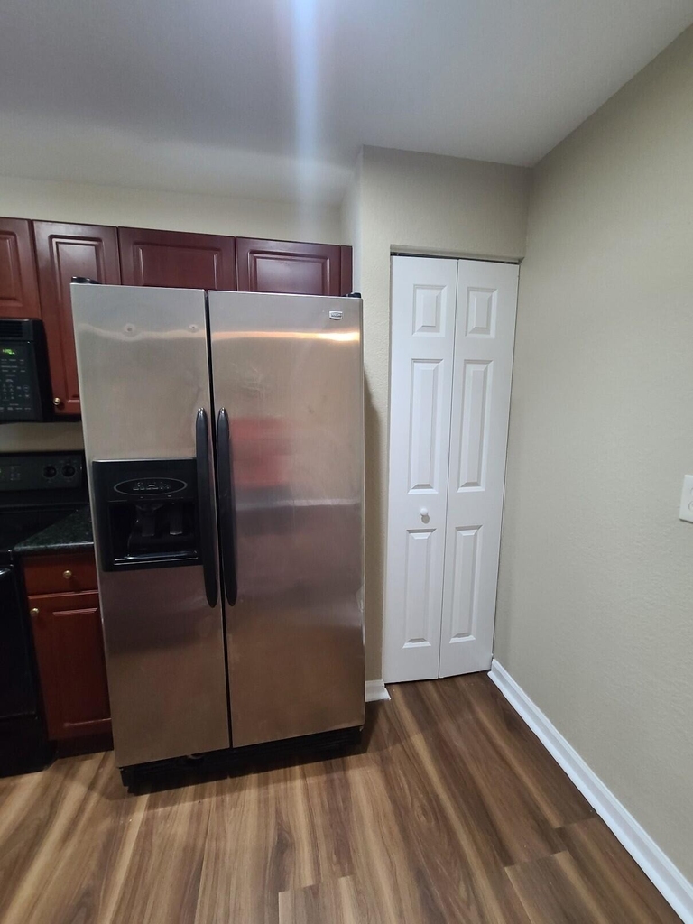 1955 Freeport Drive - Photo 4