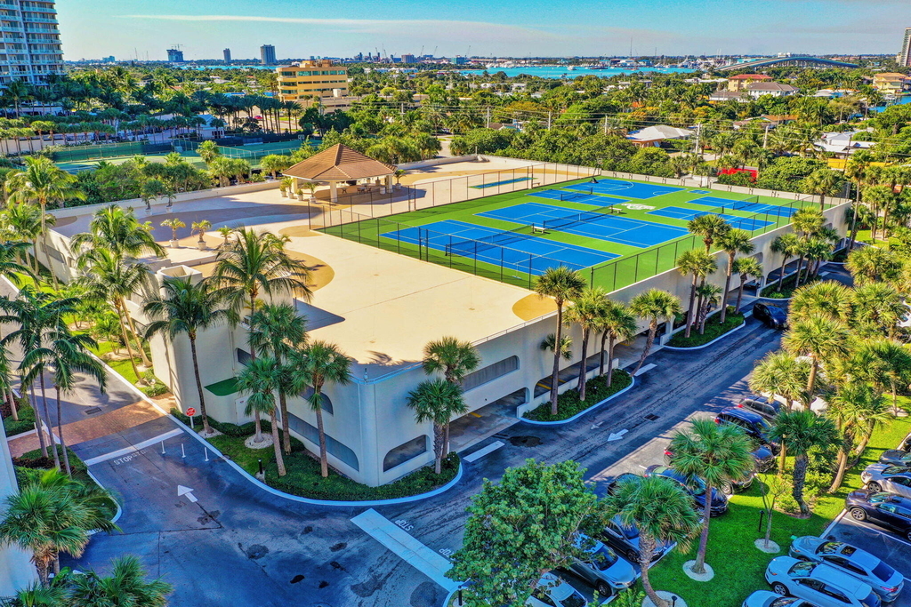 3000 N Ocean Avenue - Photo 77
