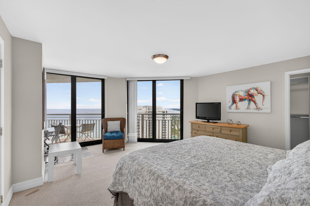3000 N Ocean Avenue - Photo 22