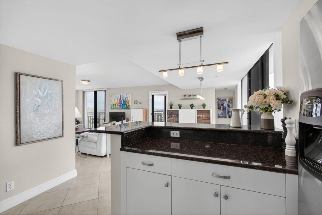 3000 N Ocean Avenue - Photo 9