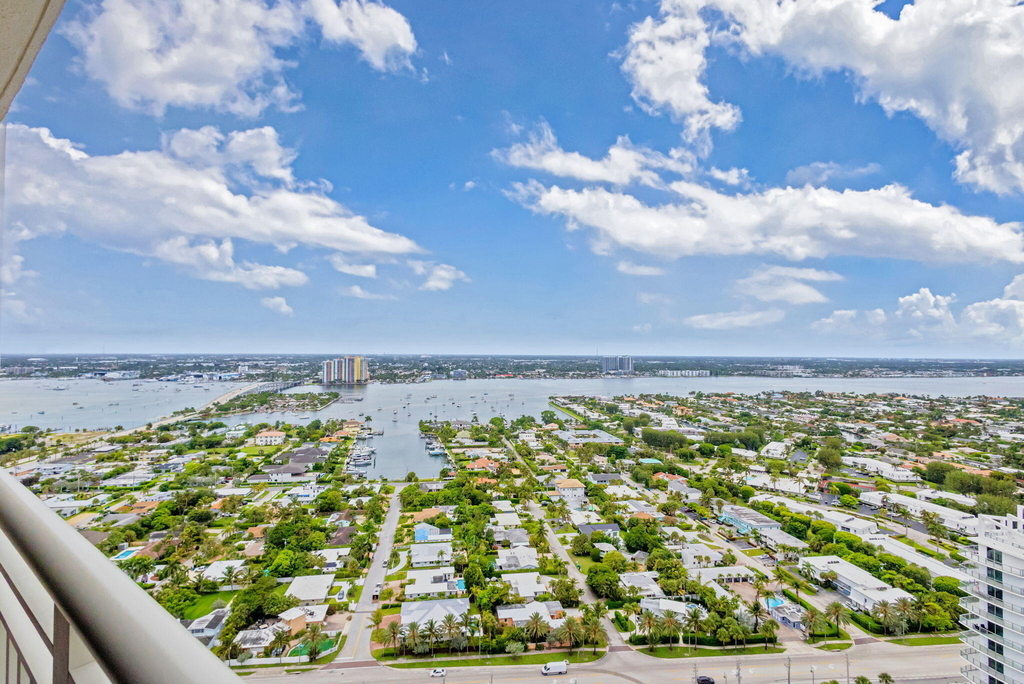 3000 N Ocean Avenue - Photo 39