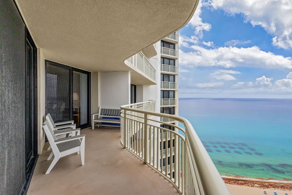 3000 N Ocean Avenue - Photo 4