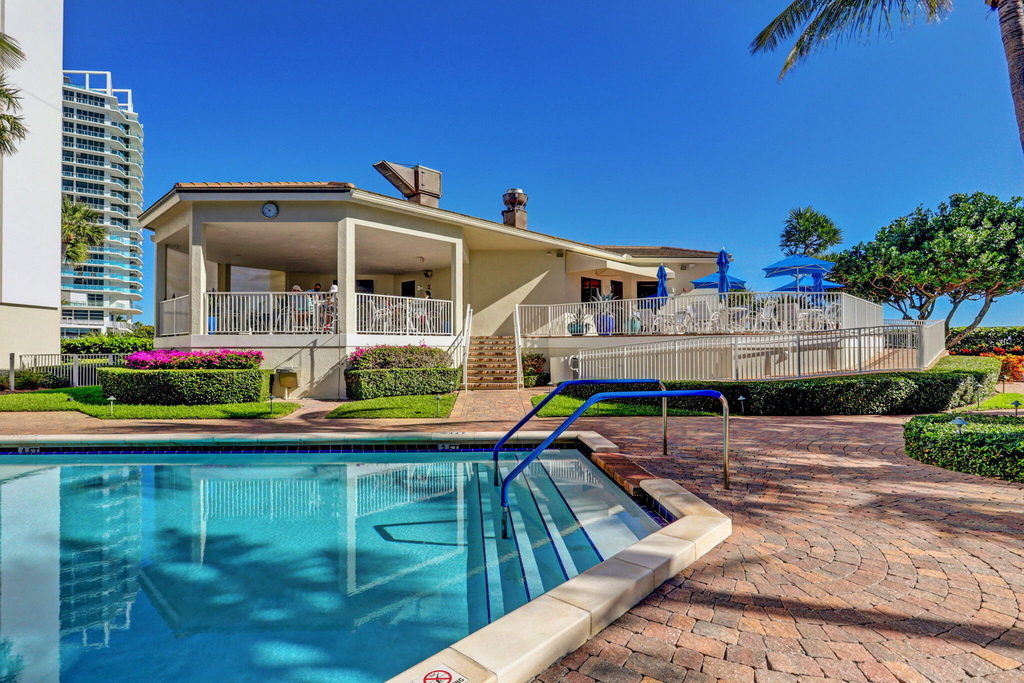 3000 N Ocean Avenue - Photo 59