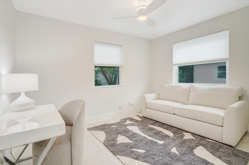 340 Summa Street - Photo 17